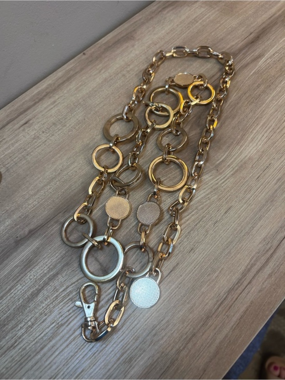 Gold-Tone Multi-Link Chain belt with Textured Discs